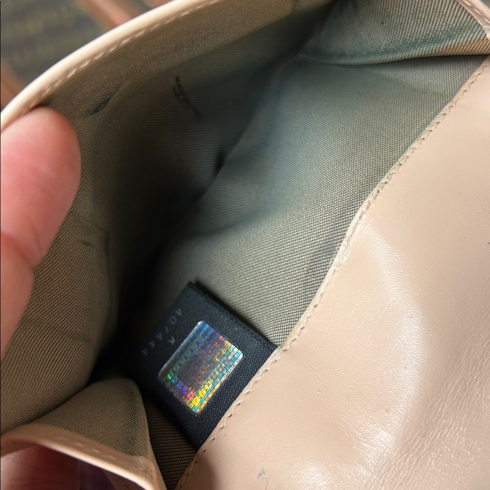 Fendi FF Logo light peach Leather Wallet with Gold Logo - Picture 11 of 11